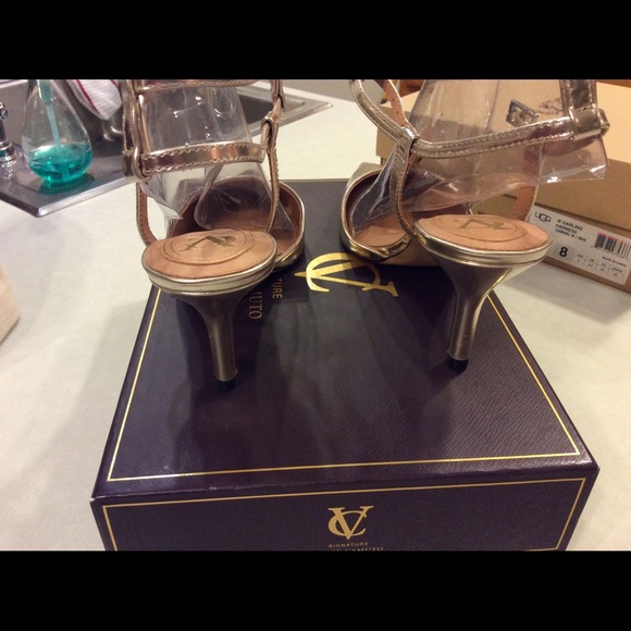 Vince Camuto shoes - Picture 6 of 8